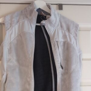 Eastern Mountain Sports White Jacket